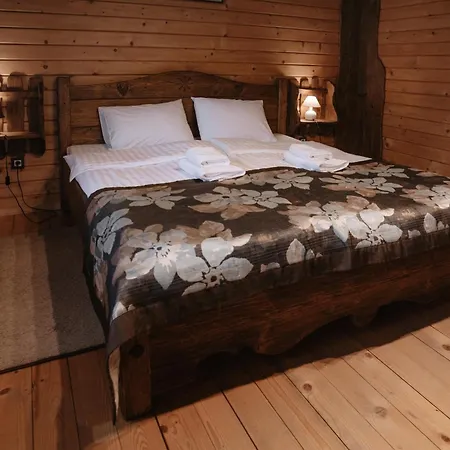 Lodge медова Tukhlya